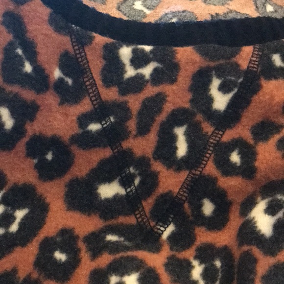 SIMPLY SOUTHERN long sleeve Leopard print sweater shirt.  NWT small & large - Picture 6 of 12